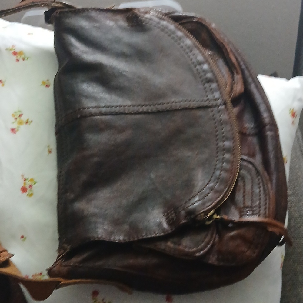 Lucky Brand "Stash" Bag Pre-owned Distressed Chunky Leather - Picture 3 of 16